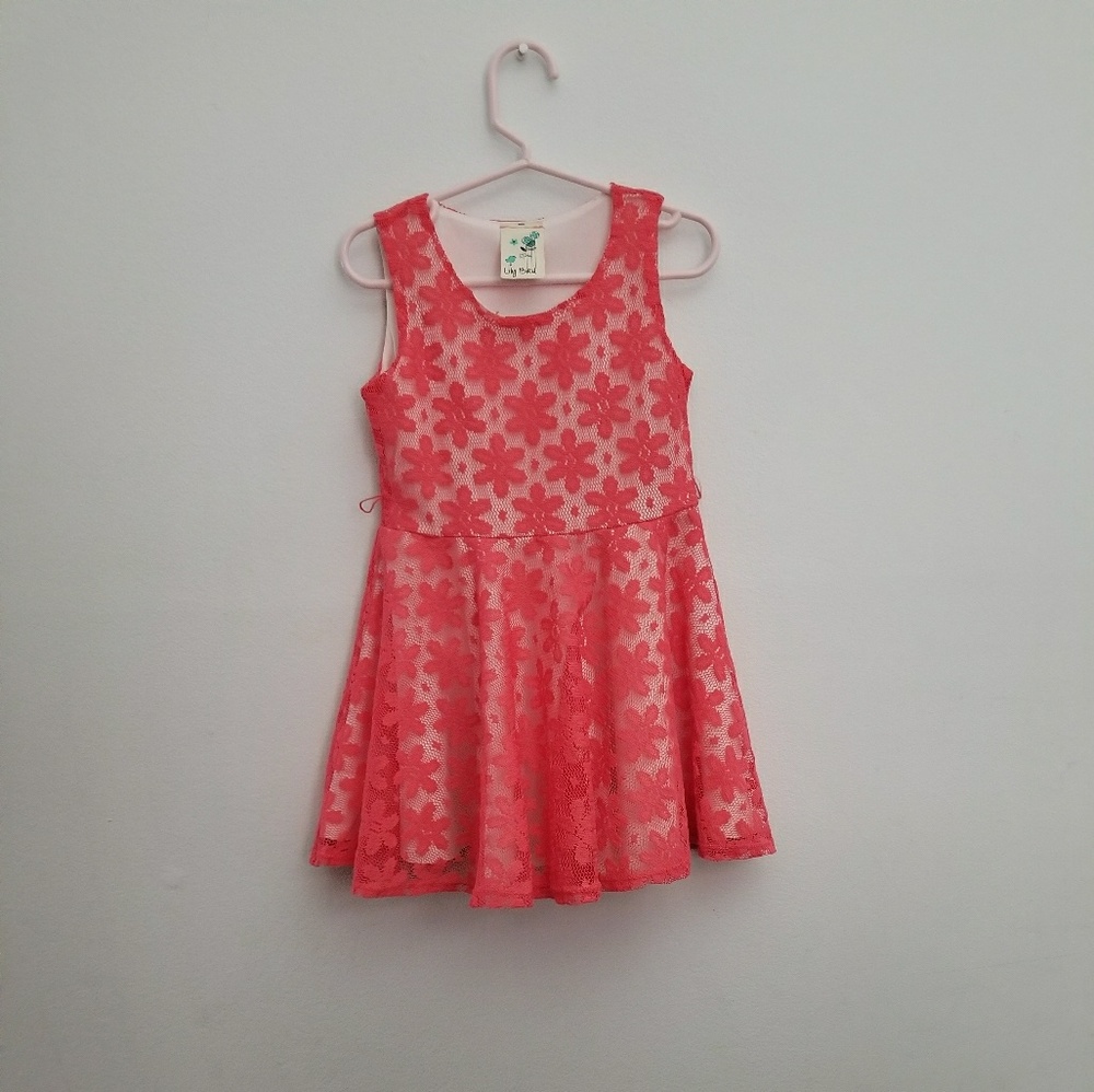 Lily Bleu lace dress 🌻